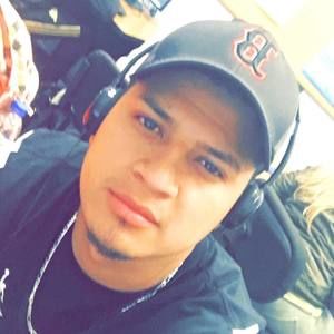 Meet your Posher, Gio